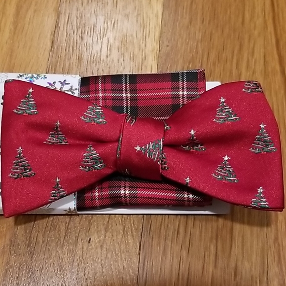 2 for $20 NWT Bow tie and Pocket square - Picture 2 of 3